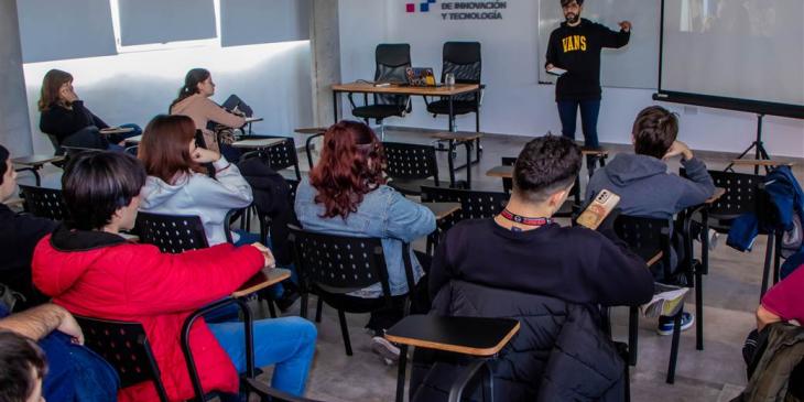 escuela de tecnología